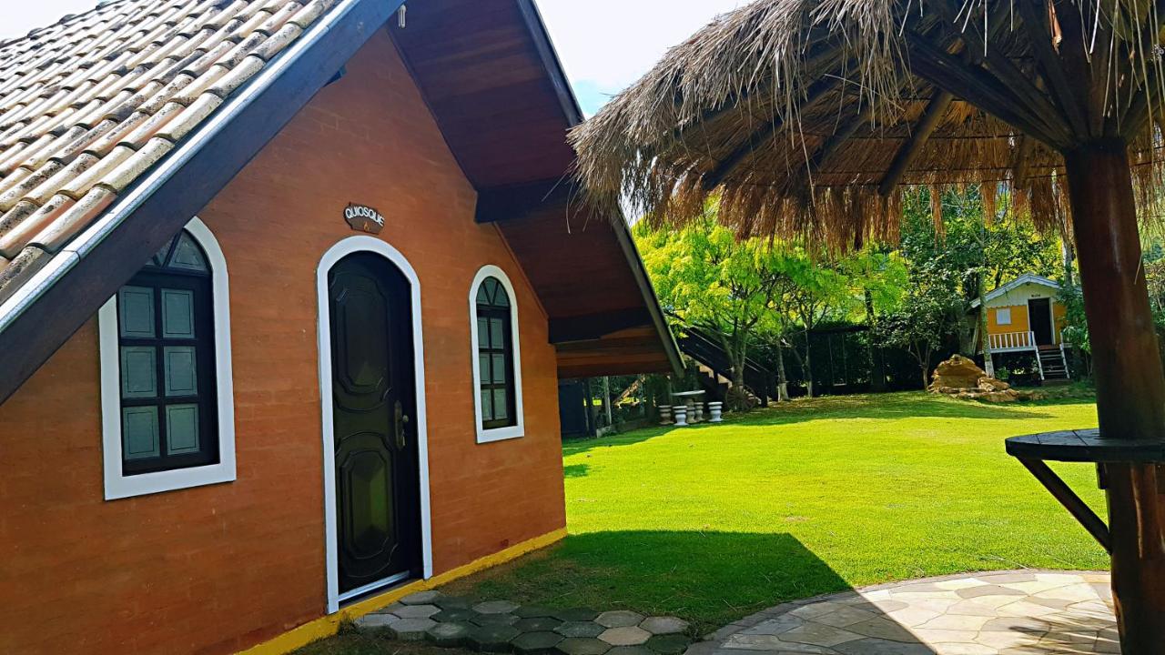 Lodge Poly